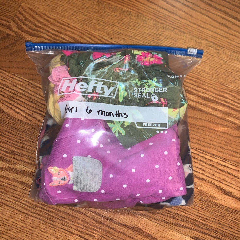 Baby Girl Clothes: 6 months
